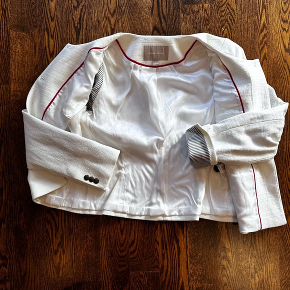 (#J04) Banana Republic white blazer - Picture 10 of 10